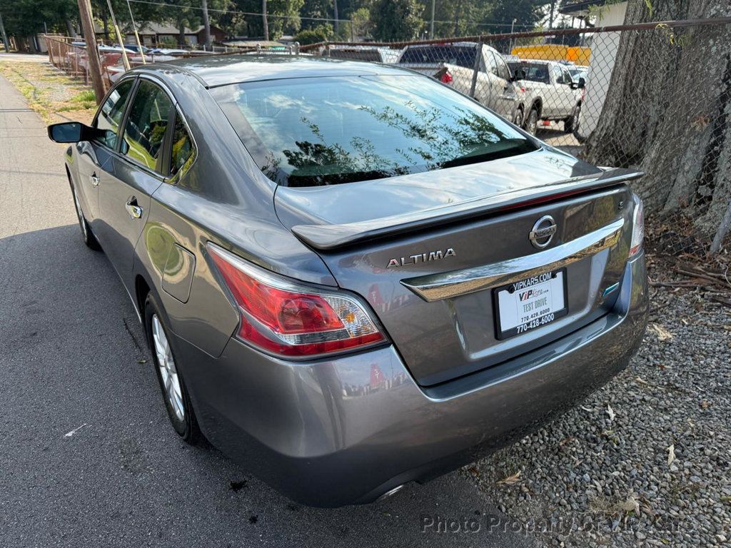 2014 Nissan Altima 2.5 photo 5