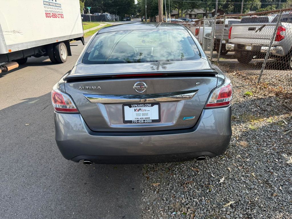 2014 Nissan Altima 2.5 photo 6