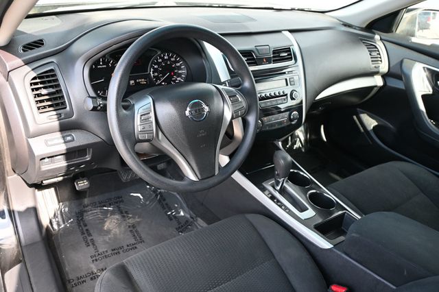 2014 Nissan Altima 4dr Sedan I4 2.5 S - 23063565 - 9