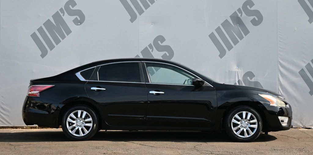 Nissan Altima photo 4