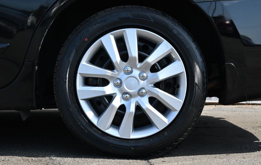 Nissan Altima photo 9