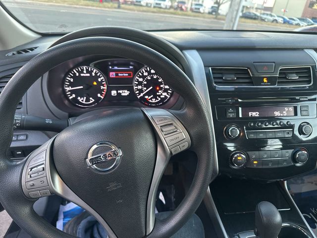 2014 Nissan Altima 4dr Sedan I4 2.5 S - 22714931 - 14