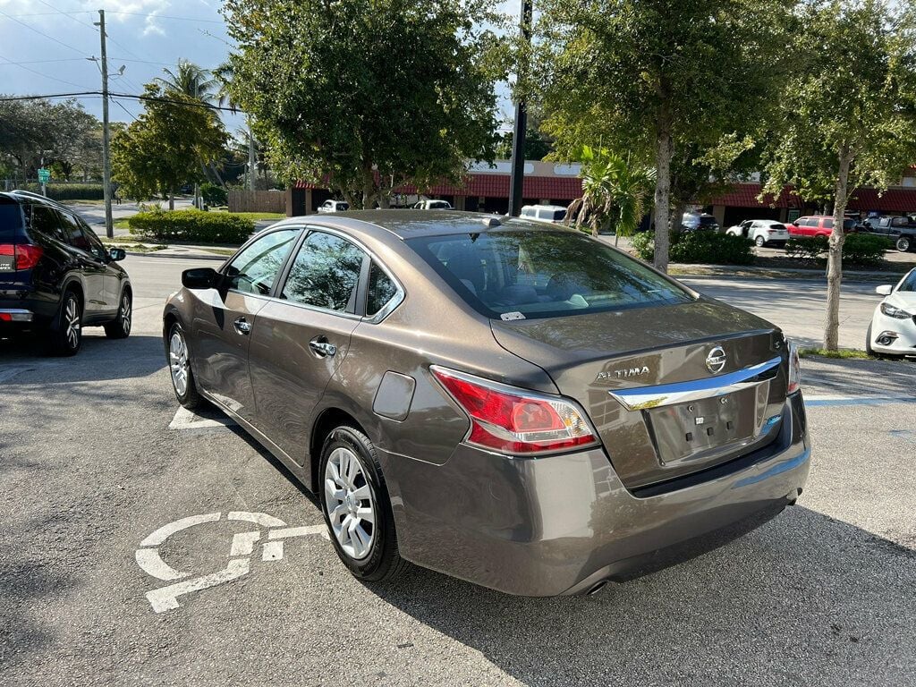 2014 Nissan Altima 4dr Sedan I4 2.5 S - 22764995 - 2