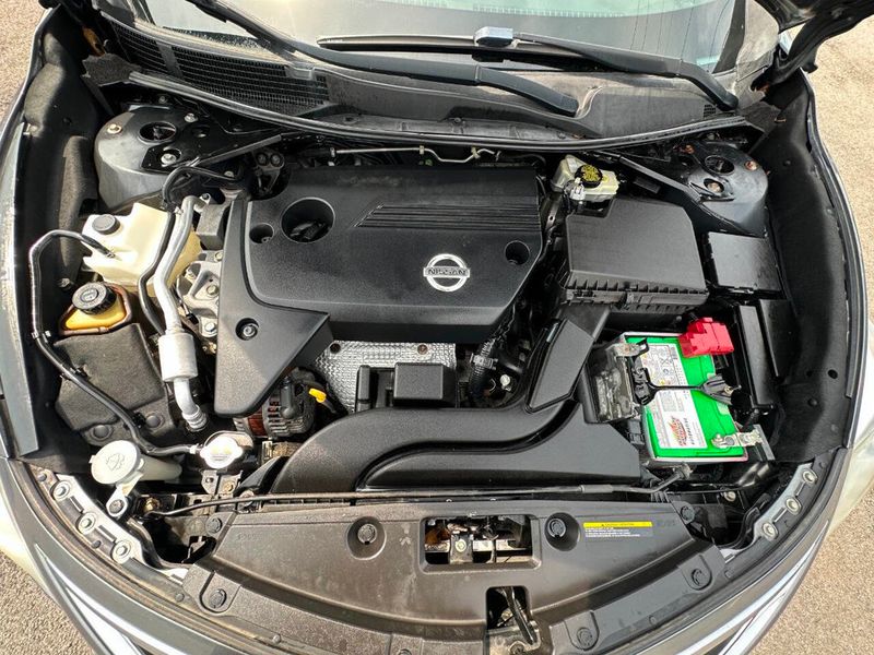 2014 Nissan Altima 4dr Sedan I4 2.5 SL - 22902171 - 23