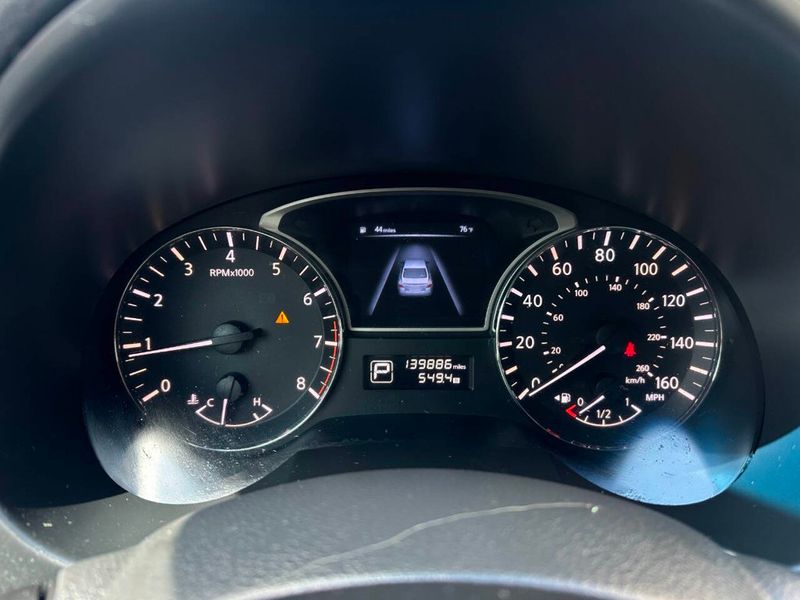 2014 Nissan Altima 4dr Sedan I4 2.5 SV - 22903955 - 42