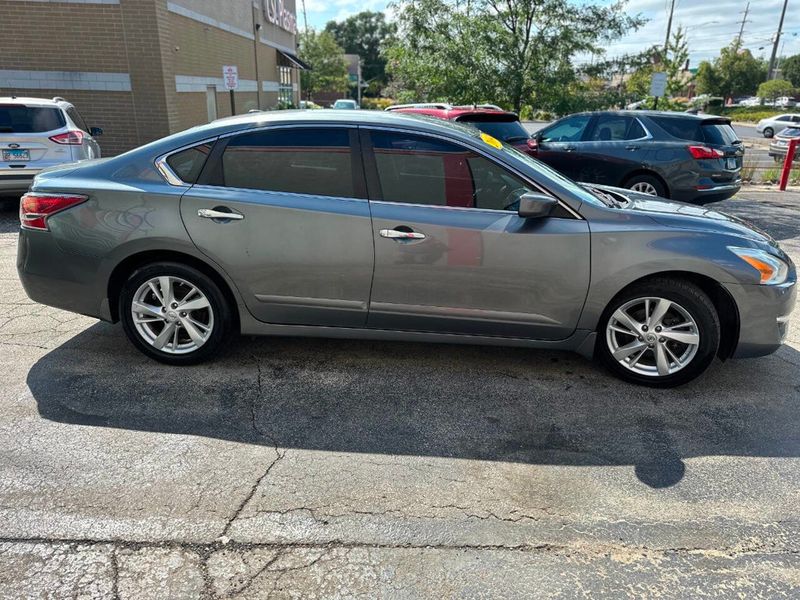 2014 Nissan Altima 4dr Sedan I4 2.5 SV - 22903955 - 5