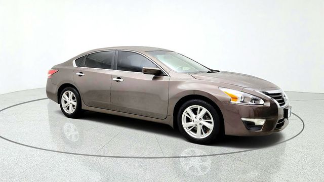 2014 Nissan Altima 4dr Sedan I4 2.5 SV - 23085404 - 2