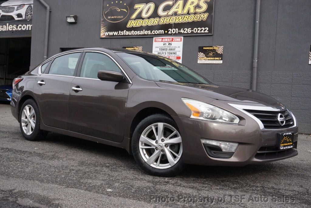 2014 Nissan Altima 4dr Sedan I4 2.5 SV - 22683722 - 0