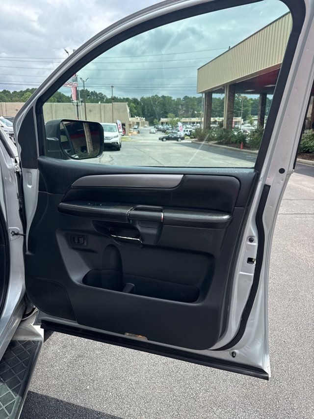 2014 Nissan Armada 2WD 4dr SV - 22888231 - 14
