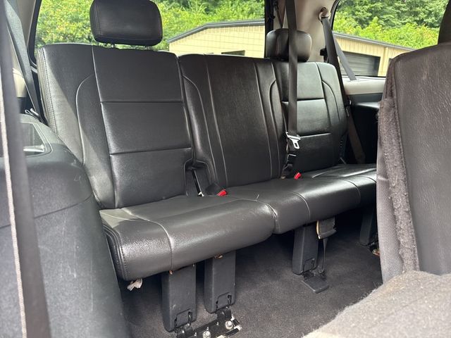2014 Nissan Armada 2WD 4dr SV - 22888231 - 16