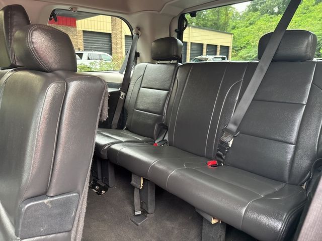 2014 Nissan Armada 2WD 4dr SV - 22888231 - 20