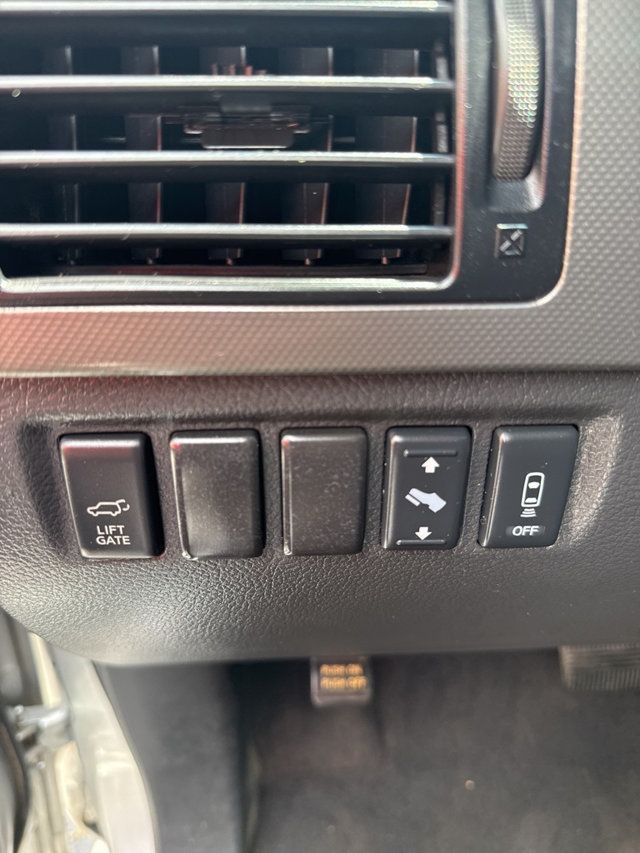 2014 Nissan Armada 2WD 4dr SV - 22888231 - 32