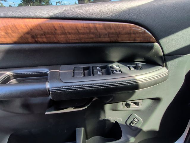 2014 Nissan Armada 4WD 4dr Platinum - 23076136 - 11