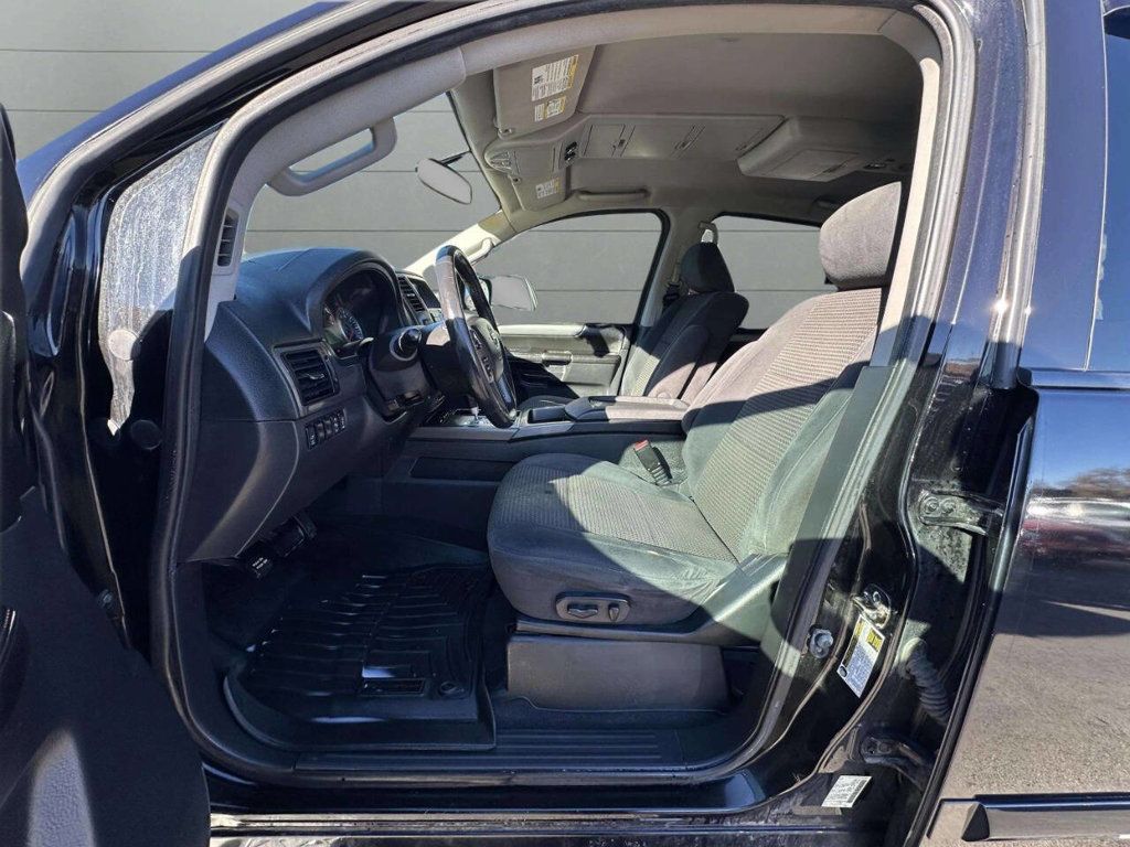 2014 Nissan Armada 4WD 4dr SV - 22947844 - 16