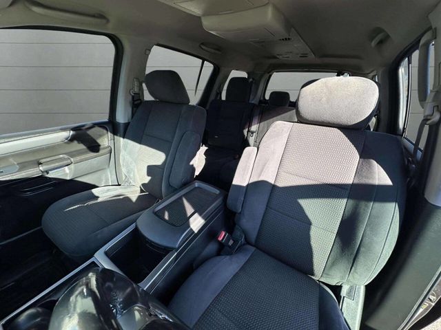 2014 Nissan Armada 4WD 4dr SV - 22947844 - 17