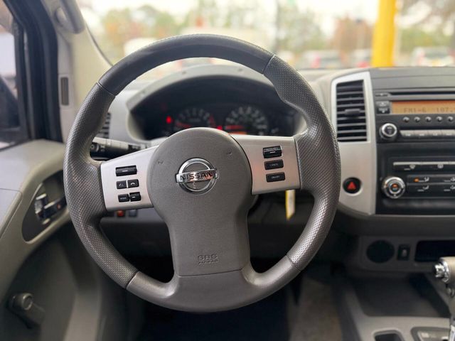 2014 Nissan Frontier 2WD Crew Cab SWB Automatic Desert Runner - 22949069 - 10