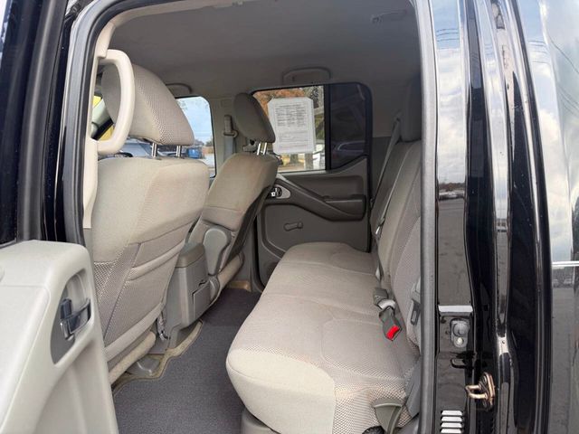 2014 Nissan Frontier 2WD Crew Cab SWB Automatic Desert Runner - 22949069 - 8