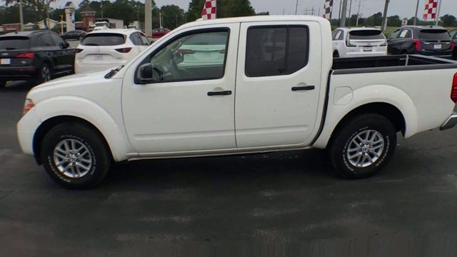 2014 Nissan Frontier 2WD Crew Cab SWB Automatic S - 22585551 - 4