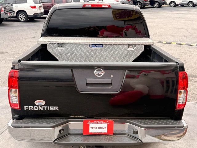 2014 Nissan Frontier 2WD Crew Cab SWB Automatic S - 22988102 - 8