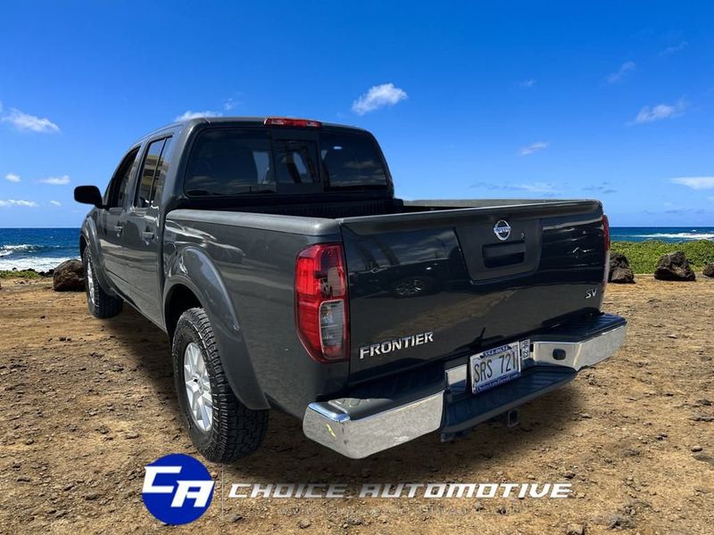 2014 Nissan Frontier 2WD Crew Cab SWB Automatic SV - 22910025 - 4