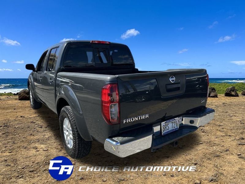 2014 Nissan Frontier 2WD Crew Cab SWB Automatic SV - 22976003 - 4