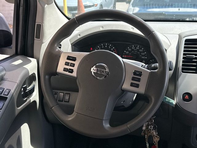 2014 Nissan Frontier 2WD Crew Cab SWB Automatic SV - 23051407 - 17