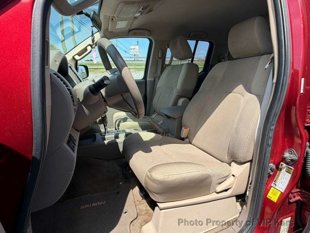 2014 Nissan Frontier 2WD Crew Cab SWB Automatic SV - 23035581 - 10
