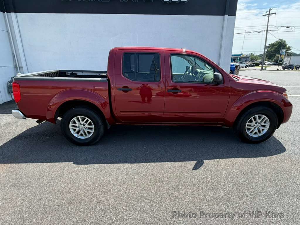 2014 Nissan Frontier 2WD Crew Cab SWB Automatic SV - 23035581 - 3