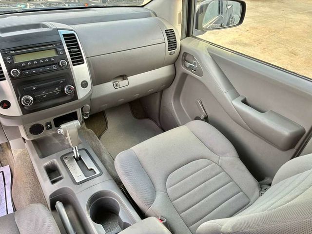 2014 Nissan Frontier 2WD King Cab I4 Automatic SV - 23013645 - 10