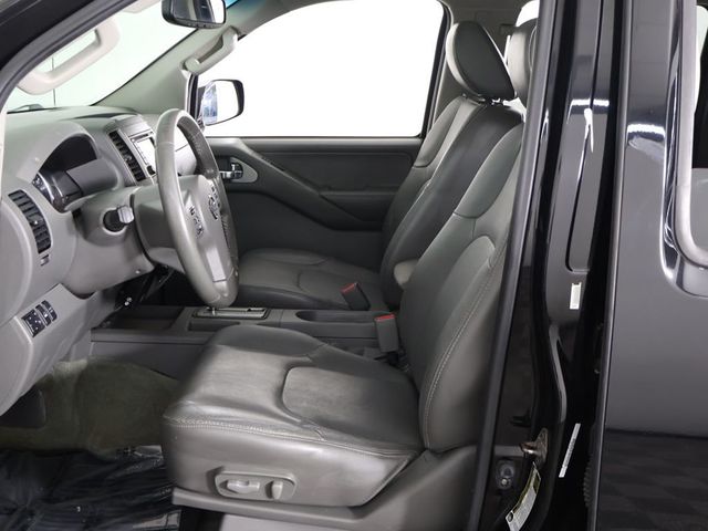 2014 Nissan Frontier 4WD Crew Cab LWB Automatic SL - 23058933 - 29