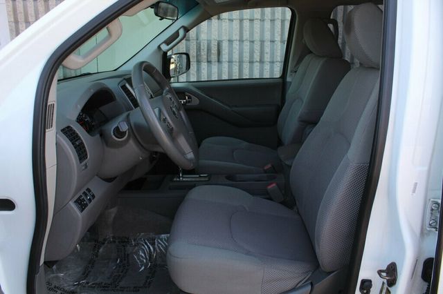 2014 Nissan Frontier 4WD SV CREW CAB W/ AUTOMATIC TRANSMISSION - 22995913 - 22