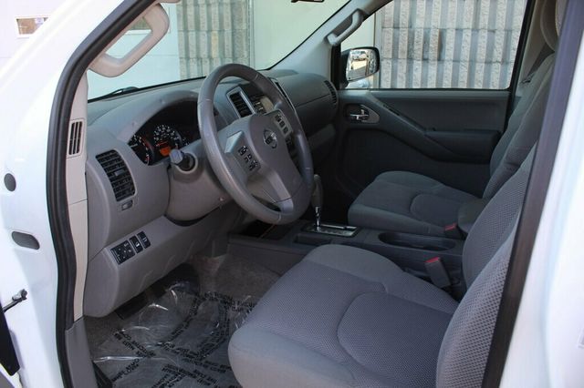 2014 Nissan Frontier 4WD SV CREW CAB W/ AUTOMATIC TRANSMISSION - 22995913 - 23