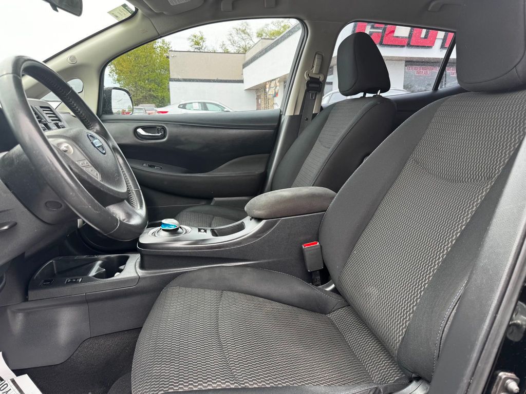 2014 Nissan Leaf 4dr Hatchback S - 23025166 - 9