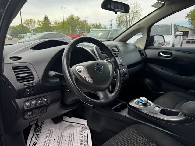 2014 Nissan Leaf 4dr Hatchback S - 23025166 - 8