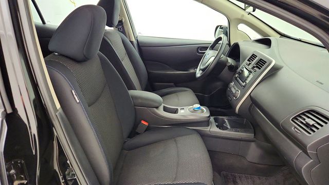 2014 Nissan Leaf 4dr Hatchback S - 23019571 - 21