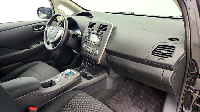2014 Nissan Leaf 4dr Hatchback S - 23019571 - 22