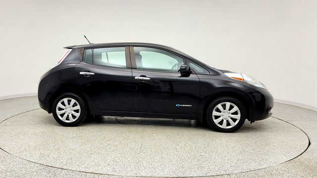 2014 Nissan Leaf 4dr Hatchback S - 23019571 - 3