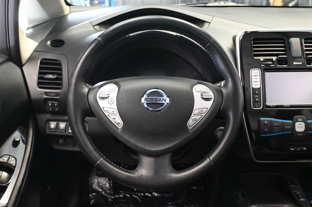Nissan Leaf photo 11