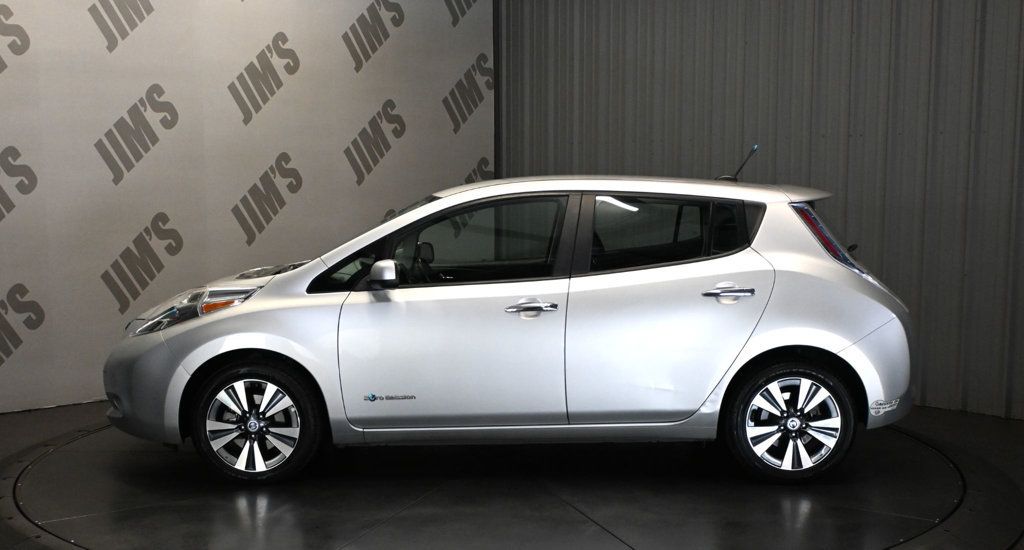 Nissan Leaf photo 8