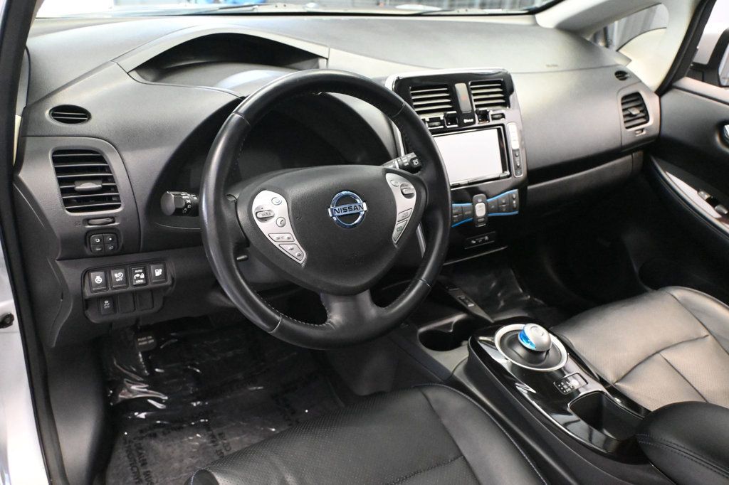 Nissan Leaf photo 9