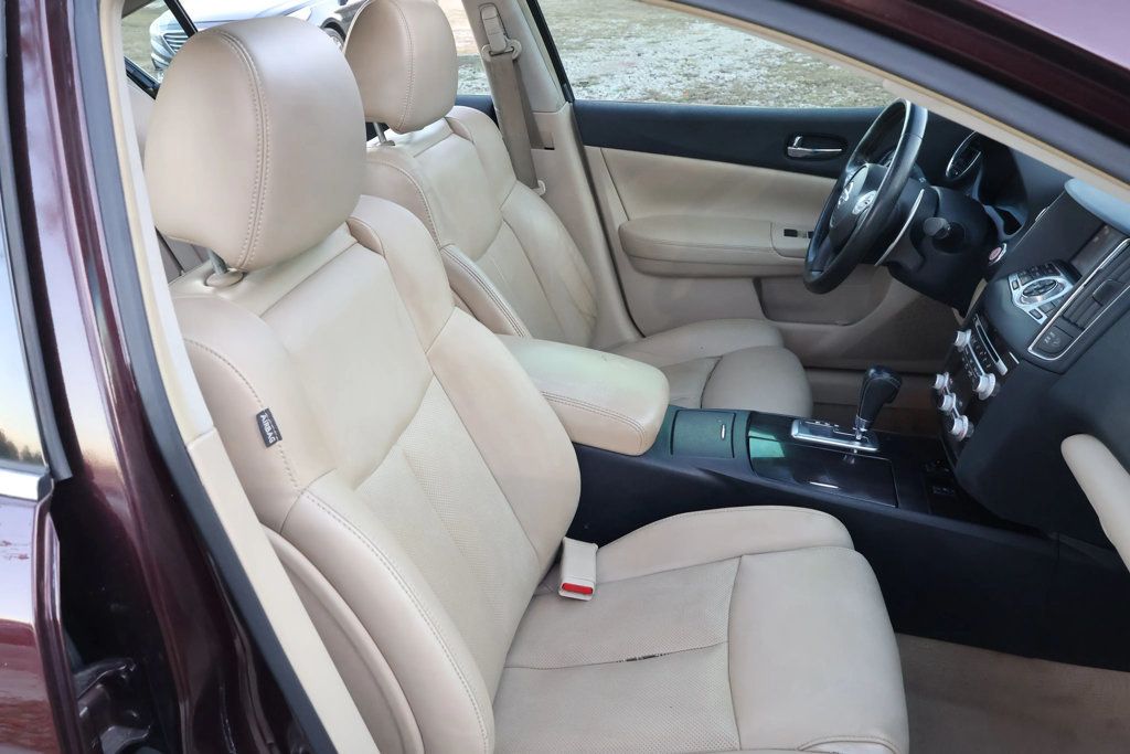 2014 Nissan Maxima 3.5 V6, PANORAMIC ROOF, NAVI SYS, BLUETOOTH, SPOILER, LEATHER!!! - 22878076 - 30