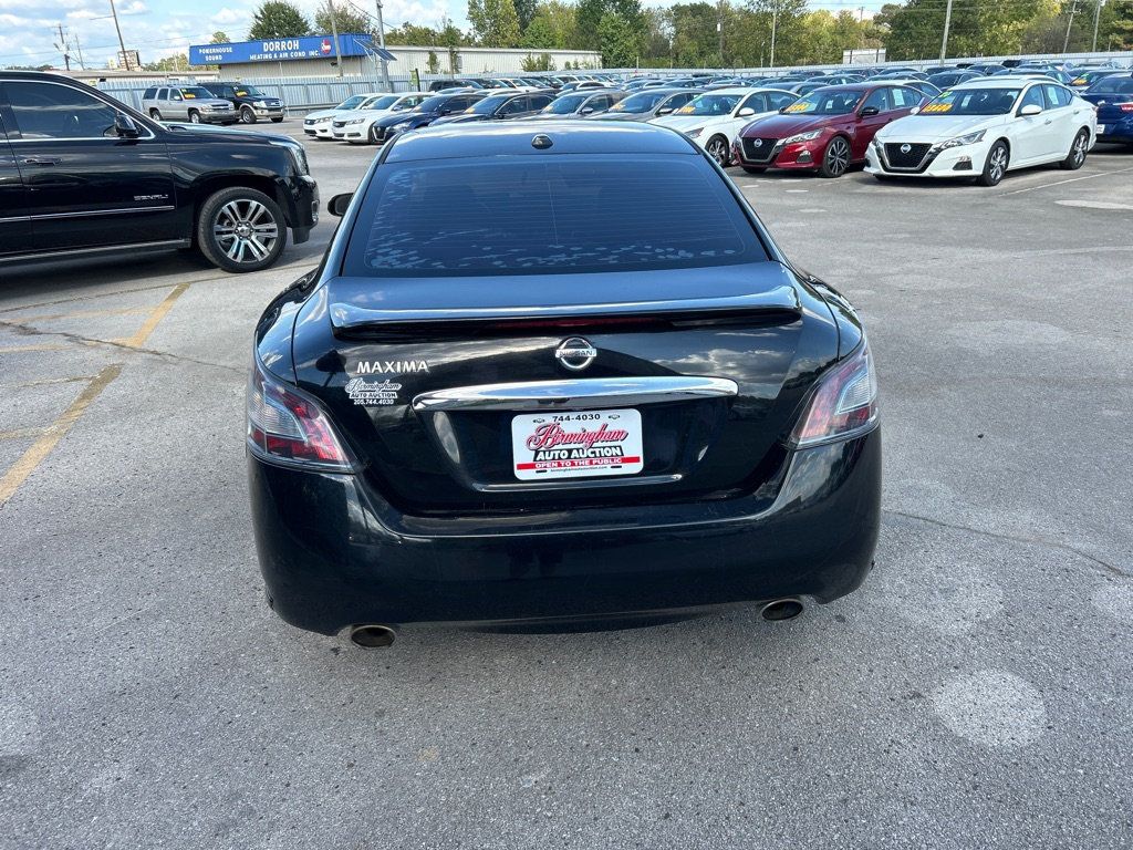 2014 Nissan Maxima SV photo 4