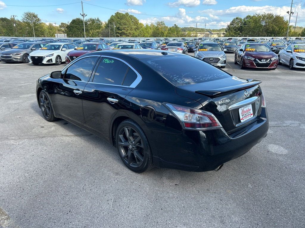 2014 Nissan Maxima SV photo 5
