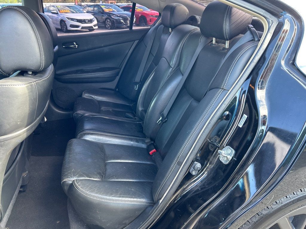 2014 Nissan Maxima SV photo 6