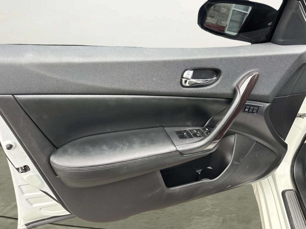 2014 Nissan Maxima 4dr Sedan 3.5 SV - 22989022 - 10