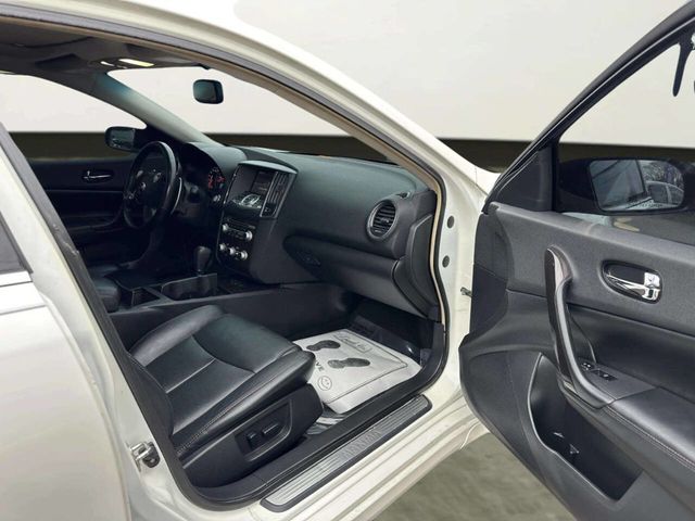 2014 Nissan Maxima 4dr Sedan 3.5 SV - 22989022 - 17