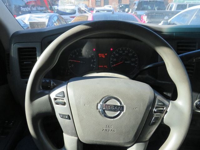 2014 Nissan NV Standard Roof 2500 V8 SV (Clear Title) - 22927482 - 3