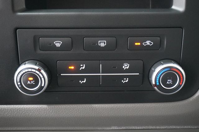 2014 Nissan NVP 3500 V8 S - 23033148 - 12