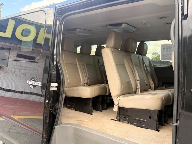 2014 Nissan NVP 3500 V8 SL - 23008043 - 17