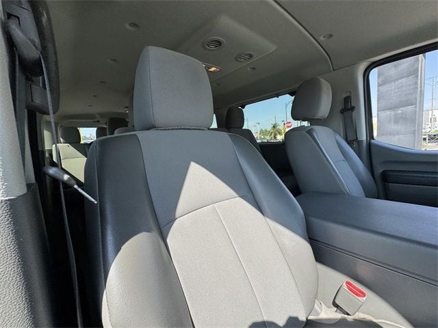 2014 Nissan NVP 3500 V8 SV - 22578501 - 11